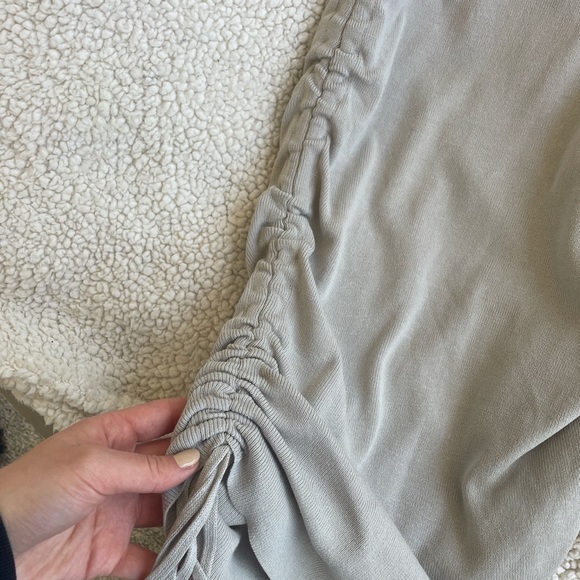 Lioness Ribbed Dress - Picture 2 of 3